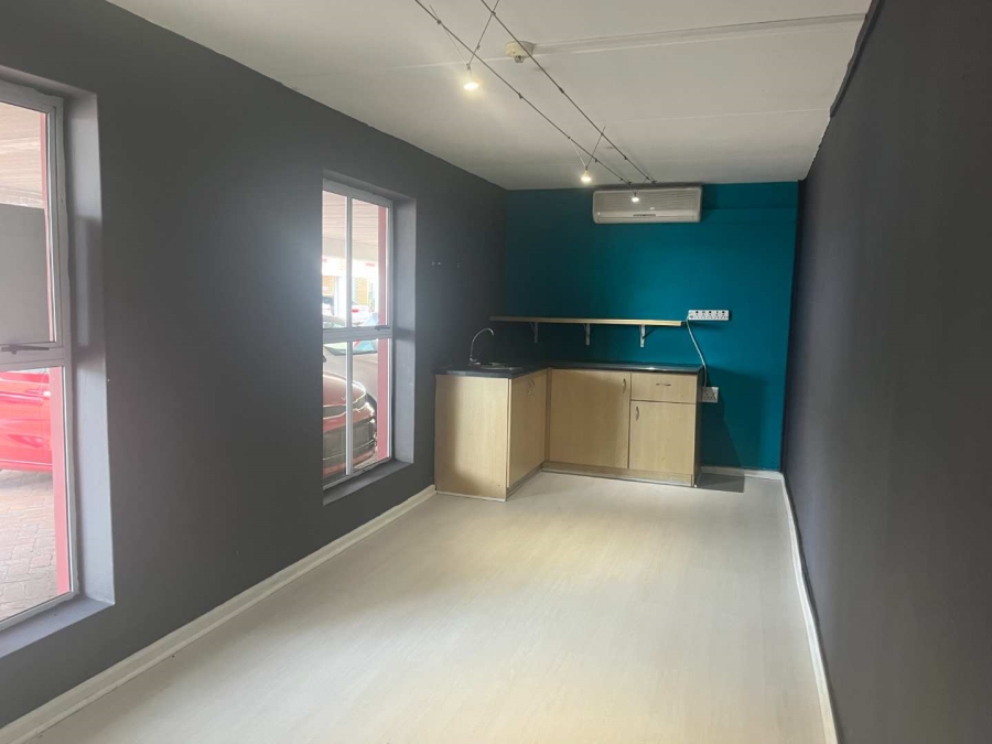 To Let commercial Property for Rent in Milnerton Western Cape